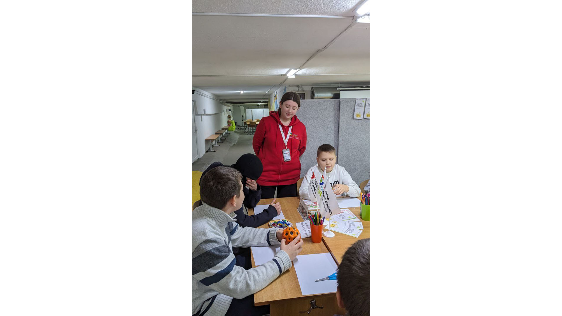 Інтернет відкриває безліч можливостей, але найважливіше залишатися у безпеці!