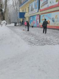 Продовжується робота з моніторингу виконання суб’єктами господарювання снігоочищення біля об’єктів бізнесу
