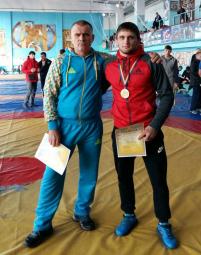 Вітаємо Васецького Дмитра із зайнятим I місцем в змаганнях на кубок України з боротьби греко-римської серед молоді