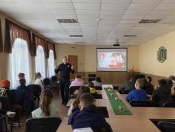 Булінг у школі стосується всіх у суспільстві