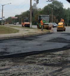 Щодо благоустрою та асфальтування території району