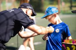 Молоді патрульні поліцейські провели захід у форматі тематично-пізнавальних квестів для малечі Криворізької гімназії №130
