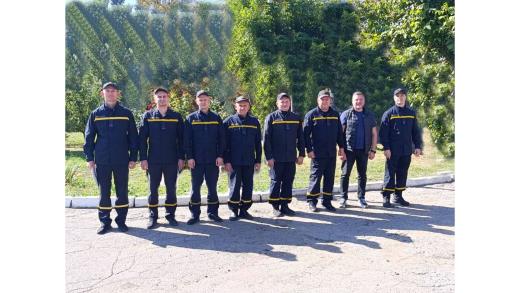 Наші рятівники, Ваша мужність, сила і неймовірна відданість заслуговують на величезну повагу і щиру вдячність!