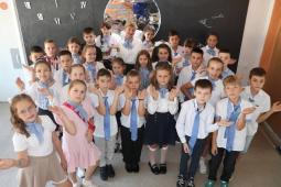 Сьогодні діти знову повернулися до навчання