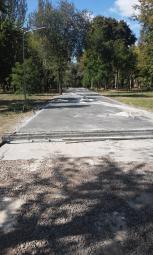 Благоустрій територій Довгинцівського району триває