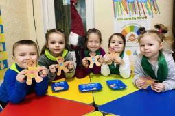 Різдвяні творчі майстерні допомагають створювати теплу та магічну атмосферу Різдва