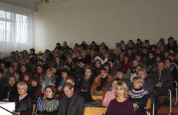 18 січня 2013 року проведено інформаційну зустріч із керівниками та педагогічними працівниками закладів освіти Довгинцівського району