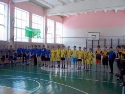 Відбулися районні змагання з волейболу серед дівчат за програмою спортивних ігор «Олімпійські надії» та традиційний турнір з волейболу серед юнаків загальноосвітніх шкіл на кубок воїна-інтернаціоналіста О. Веклича