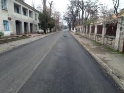 Щодо благоустрою та асфальтування території району