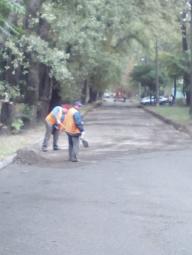 Благоустрій територій Довгинцівського району триває