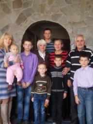 30 вересня, в День святих Віри, Надії та Любові, а також їхньої матері Софії, відзначається День усиновлення в Україні