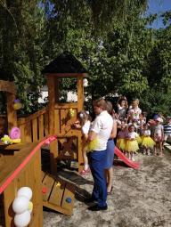 31 серпня 2018 року відбулося урочисте свято, присвячене відкриттю дитячого майданчика
