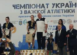 Вихованка ДЮСШ №9 Довгинцівського району посіла І місце на чемпіонаті України з важкої атлетики серед юнаків та дівчат U-15