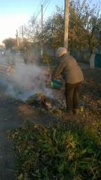 Щодо недопущення спалення опалого листя, сухих гілок та сміття на території району